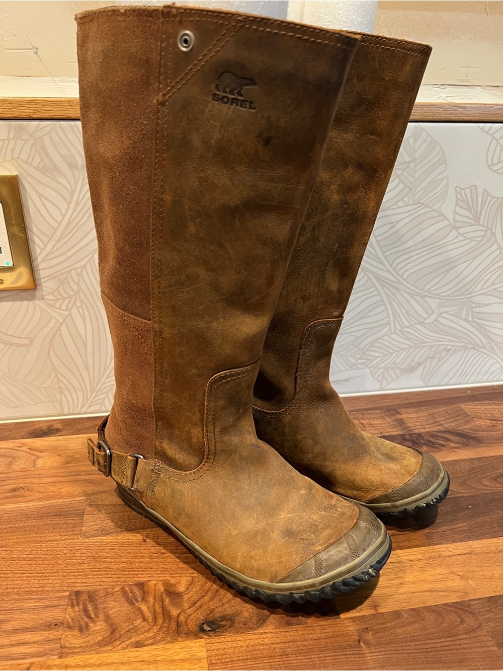 Sorel NL2108-260 Suede Leather Knee High Pull On Winter Riding SlimBoots Women